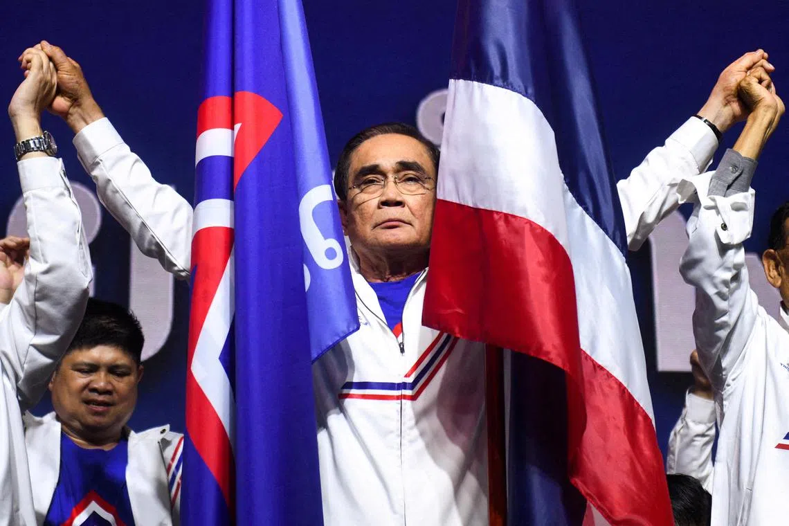 FILE PHOTO: Thai Prime Minister Prayuth Chan-ocha campaigns as Prime Minister candidate for the United Thai Nation Party (Ruam Thai Sang Chart Party) ahead of a general election this year in Bangkok, Thailand, January 9, 2023. REUTERS/Chalinee Thirasupa/File Photo