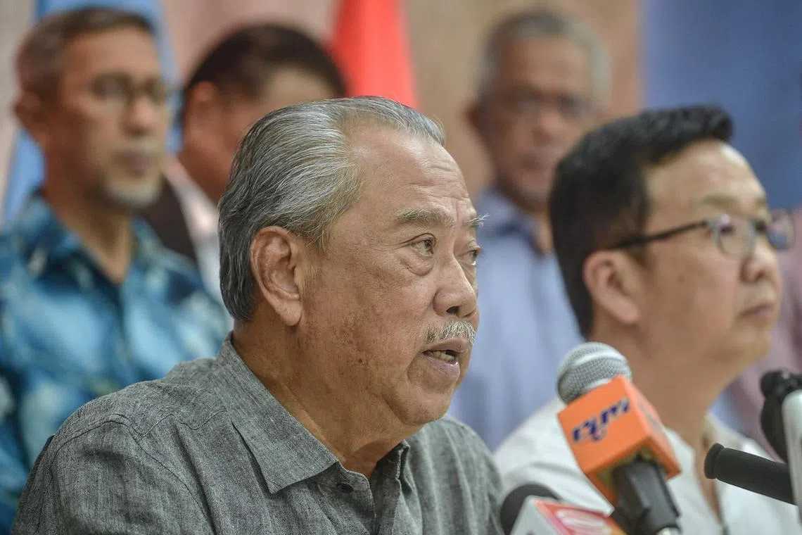 Ex- premier and Bersatu president said the four Sabah lawmakers, who were from his party, must vacate their seats.