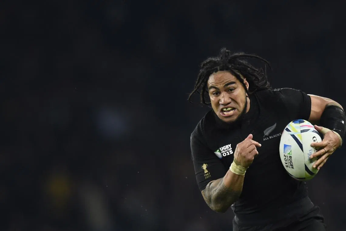 FILE PHOTO: Ma'a Nonu of New Zealand runs to score a try during their Rugby World Cup final match against Australia at Twickenham in London, Britain, October 31, 2015. REUTERS/Dylan Martinez/File Photo