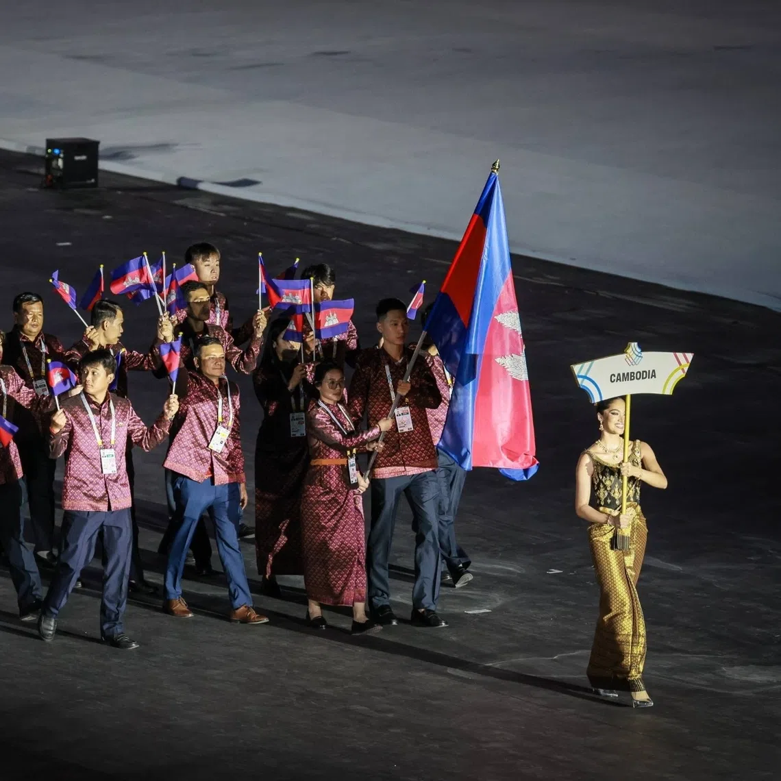 The 137-member Cambodian contingent had been registered to participate in 12 sports at the Dec 9-20 SEA Games in Thailand.