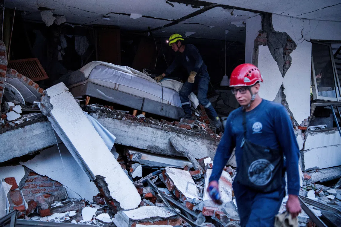 Colombia rescue efforts press on after quake with death toll expected to rise
