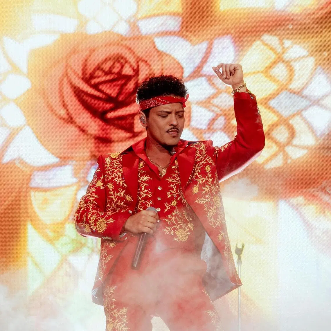 American singer-songwriter and record producer Bruno Mars’ The Romantic Tour started in April 2026.