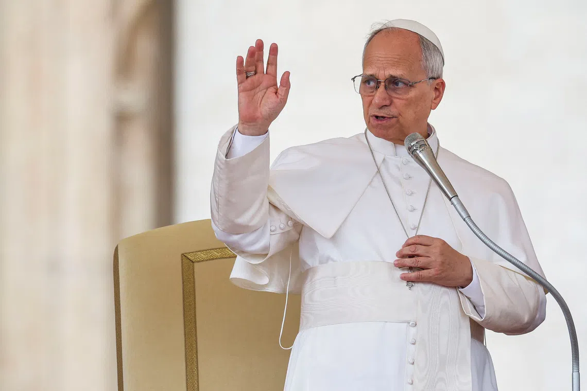 Pope Leo XIV holds a general audience in Saint Peter's Square at the Vatican, December 17, 2025. REUTERS/Ciro De Luca