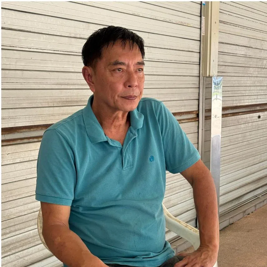 Huang Yiliang claimed to have been hit on his right ear from behind after tensions flared between him and the neighbouring stall owner.