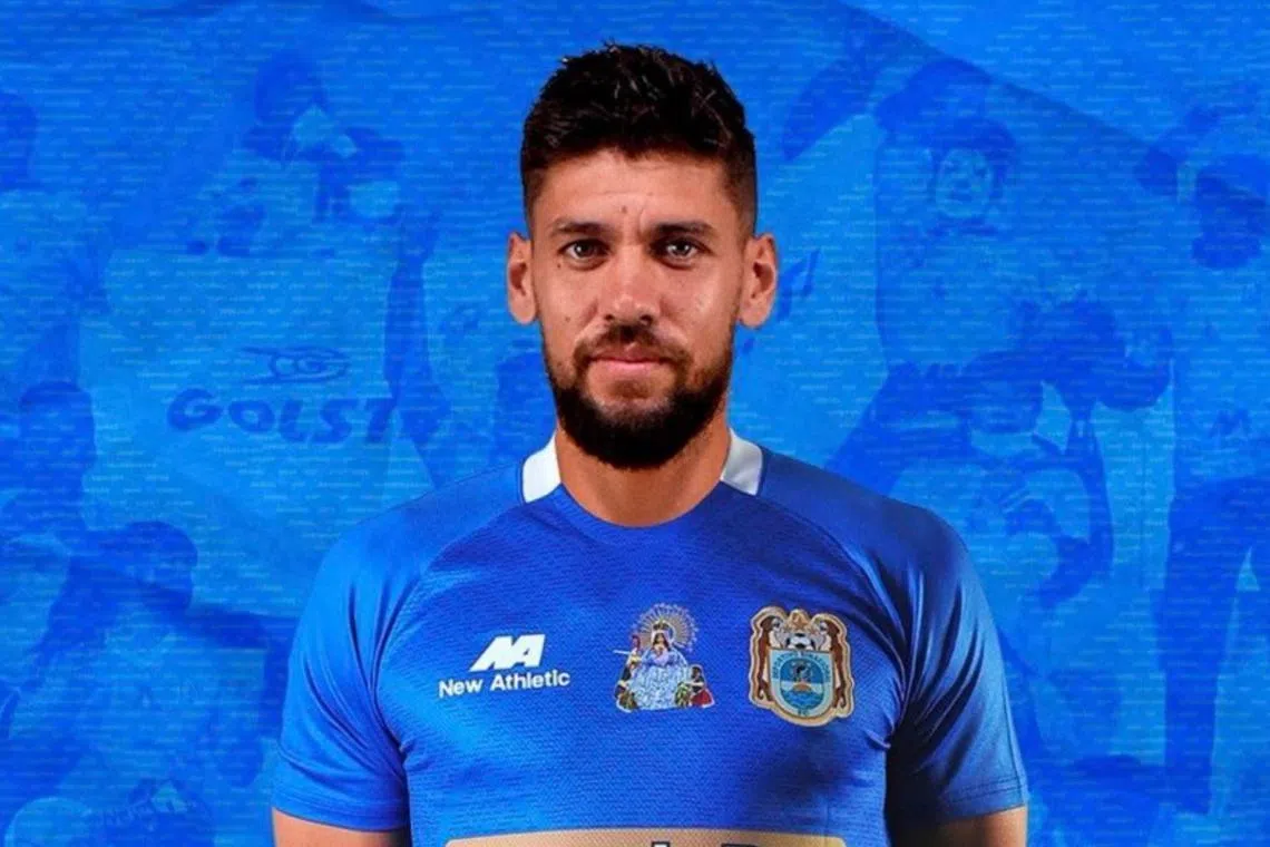 Uruguay’s Gabriel Leyes has turned to social media to find a new club as a free agent.