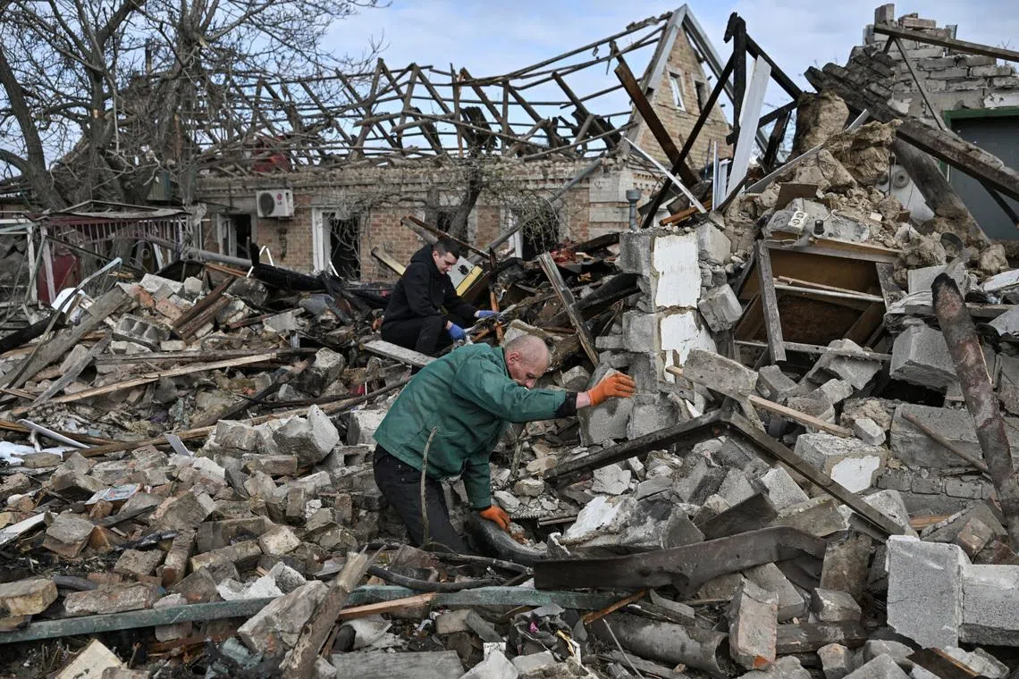 Russia hands Ukraine 1,000 war dead