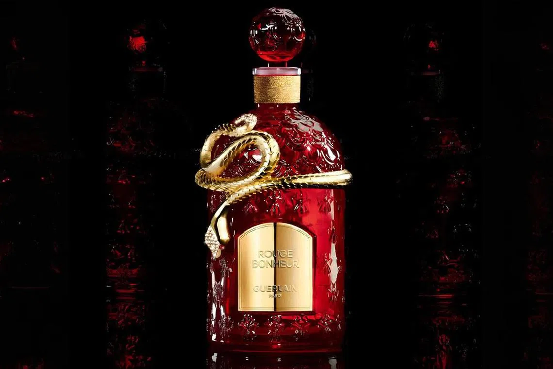 acsnake16 - Guerlain Year of the Snake Rouge Bonheur ($1,300)

Credit: GUERLAIN