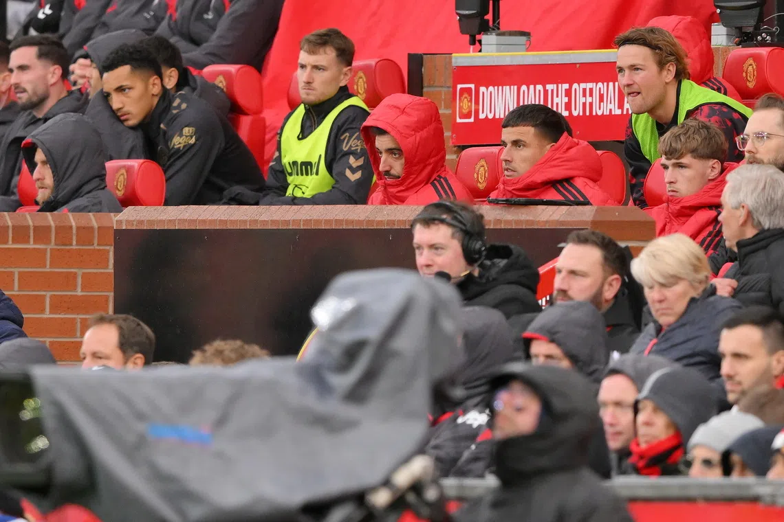 Manchester United’s Bruno Fernandes remained on the bench throughout the match.