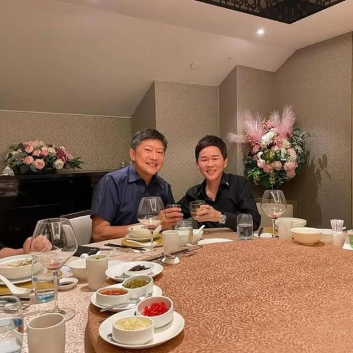 A picture showing Labour chief posing Fujian gang member Su Haijin is being circulated online.