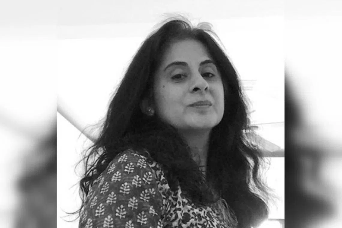 The Campbell Gardens Ladies’ Swimming Class is the debut work by dentist Vrushali Junnarkar, an Indian currently living in Singapore. 