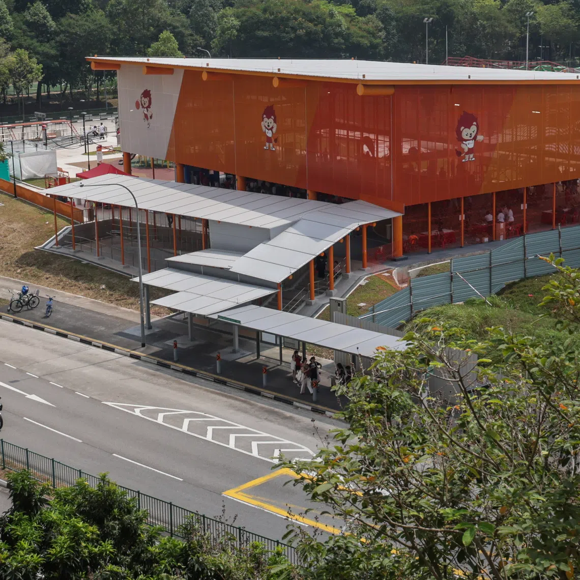 Spanning 1,200sqm along Choa Chu Kang Avenue 7, The Bricks features amenities such as a sheltered basketball court, fitness areas for adults and seniors, and a playground.