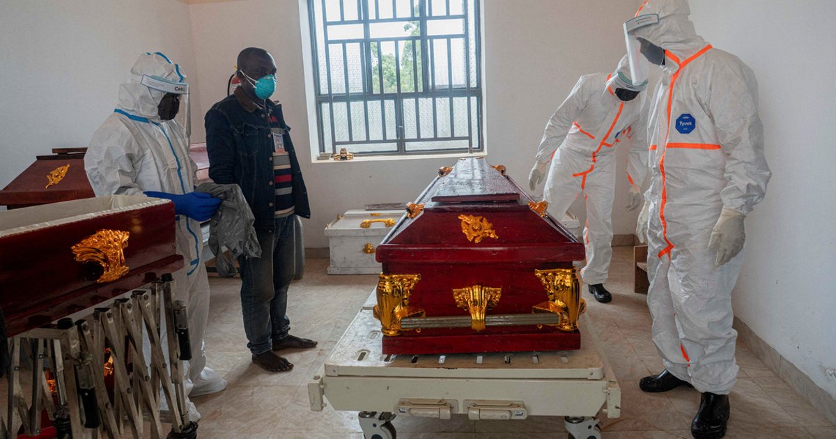 As Ebola spreads in eastern Congo, mothers and children shun vital care