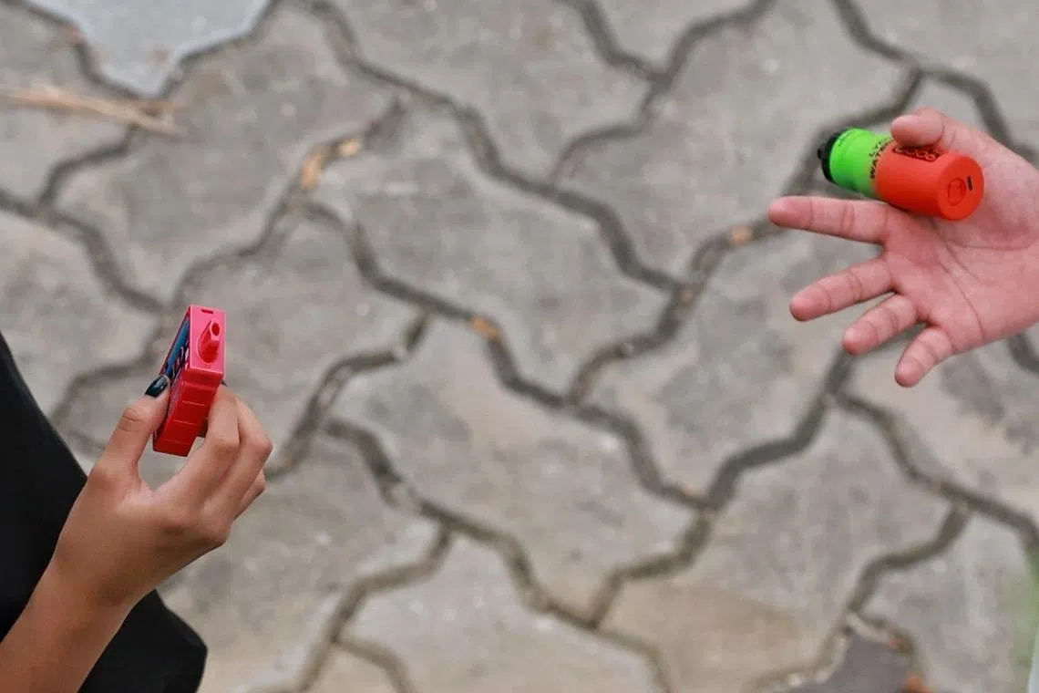 .Of 341 e-cigarette liquid samples tested over the past few months, at least 11 were found to contain synthetic cannabinoids.