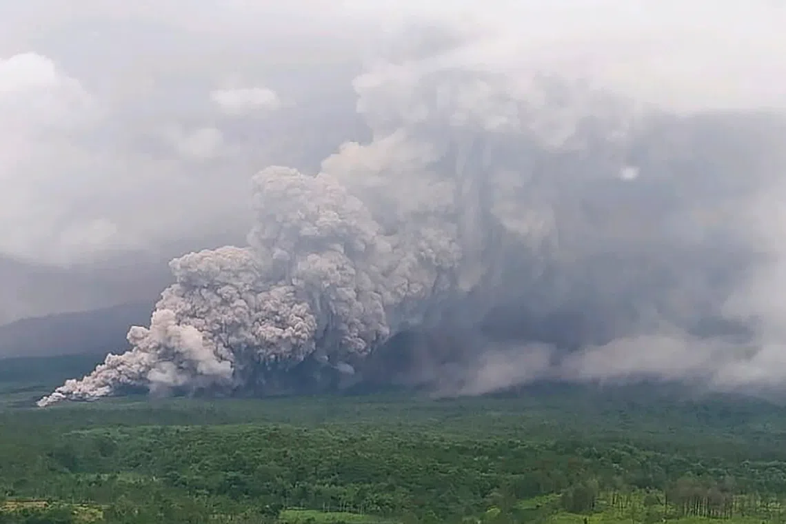 epa12535791 A handout photo made available by the Volcanology and Geological Hazard Mitigation Center (PVMBG) of Indonesia's Ministry of Energy and Mineral Resources shows Mount Semeru volcano spewing volcanic ash during an eruption in East Java, Indonesia, 19 November 2025. Following a series of eruptions, Indonesian authorities have raised the alert status of the volcano to the highest level on 19 November. EPA/PVMBG HANDOUT -- MANDATORY CREDIT -- BEST QUALITY AVAILABLE -- HANDOUT EDITORIAL USE ONLY/NO SALES
