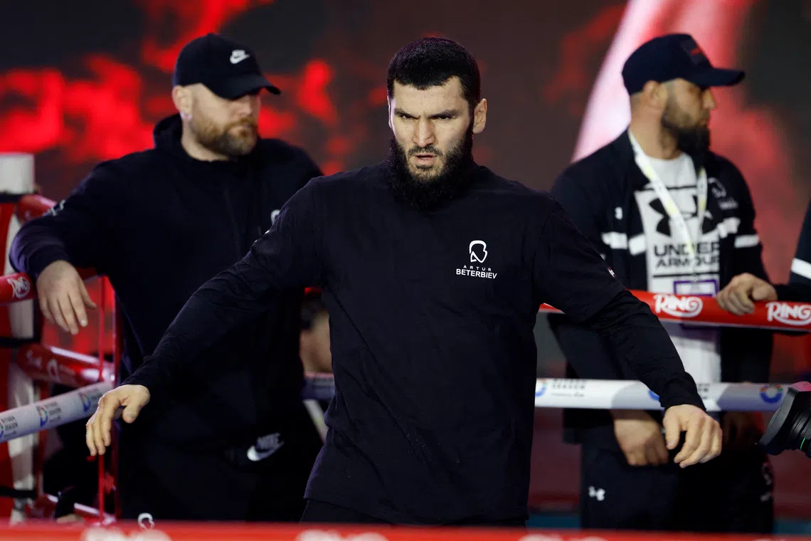 FILE PHOTO: Boxing - Artur Beterbiev and Dmitry Bivol - Media Workouts - Boulevard City, Riyadh, Saudi Arabia - February 19, 2025 Artur Beterbiev during his workout REUTERS/Hamad I Mohammed/File Photo