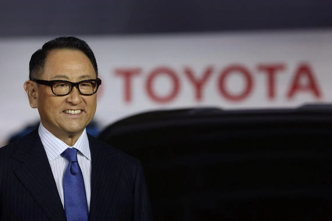 Opposition to Toyota chairman Akio Toyoda has surfaced among some of the company’s biggest investors, after a series of vehicle safety scandals gave rise to concerns about his leadership.
