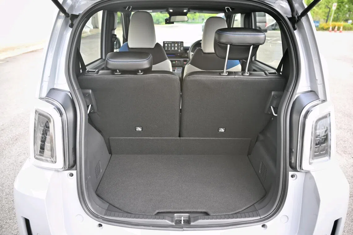 Small stowage: It will still accommodate more stuff than most two-seaters.