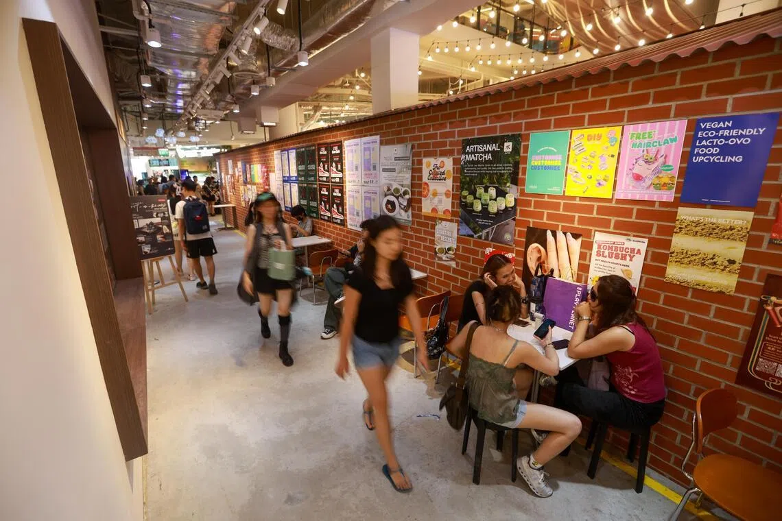 *Scape is home to cafes, fast food joints, and kiosks selling light bites.