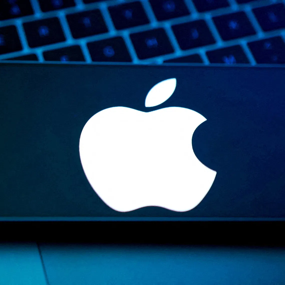 Apple expects to launch iPhone Pro models in 2027 that will make use of a new glassy look, people familiar with the matter said.