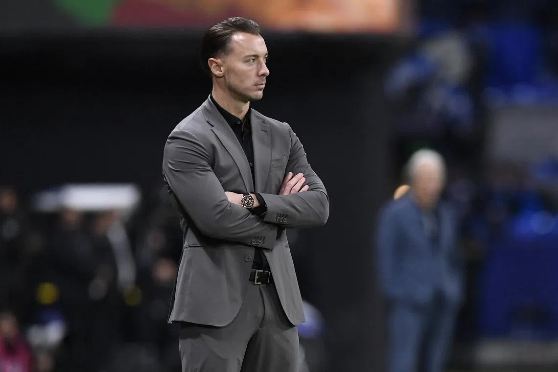 Soccer Football - Saudi Pro League - Al Hilal v Al Ahli - Kingdom Arena, Riyadh, Saudi Arabia - February 28, 2025 Al Ahli coach Matthias Jaissle looks on during the match REUTERS/Stringer
