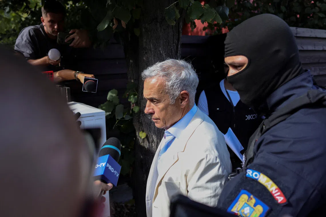 Romanian pro-Russian former presidential frontrunner under investigation for fraud