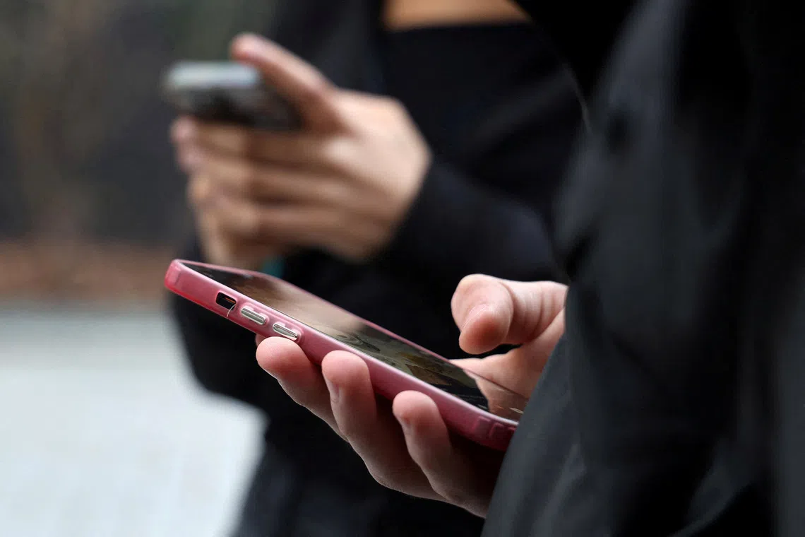 More than one in four students say devices distract them from their lessons.