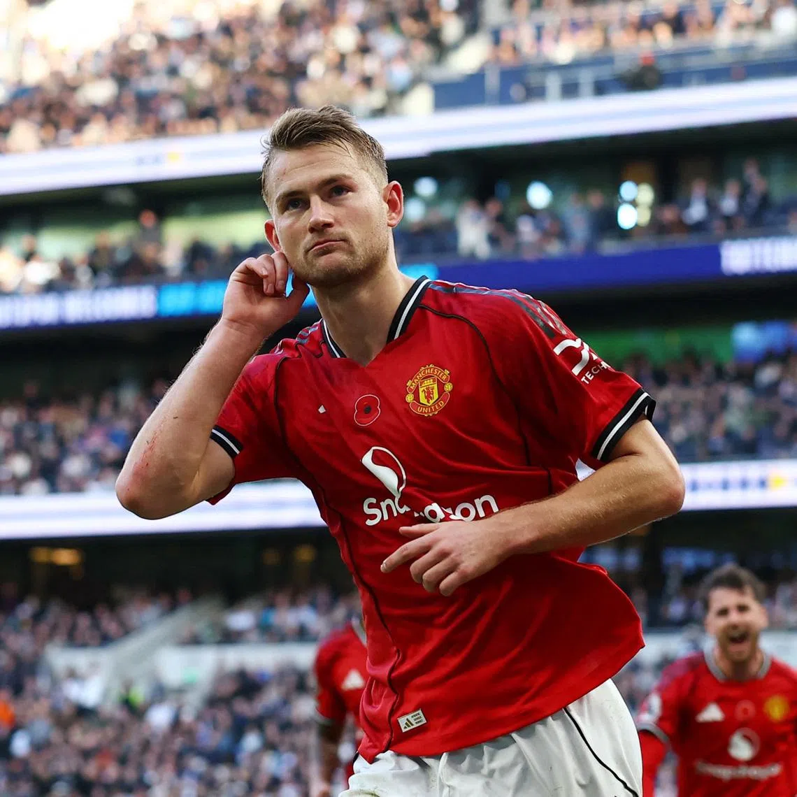 FILE PHOYO: Soccer Football - Premier League - Tottenham Hotspur v Manchester United - Tottenham Hotspur Stadium, London, Britain - November 8, 2025 Manchester United's Matthijs de Ligt celebrates scoring their second goal Action Images via Reuters/Matthew Childs/ File Photo