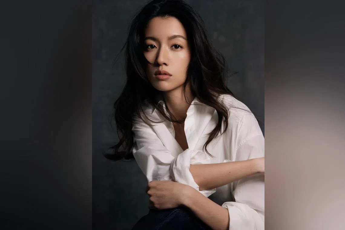 Sisley Choi joined TVB in 2013 after winning the first runner-up prize in that year’s Miss Hong Kong Pageant.