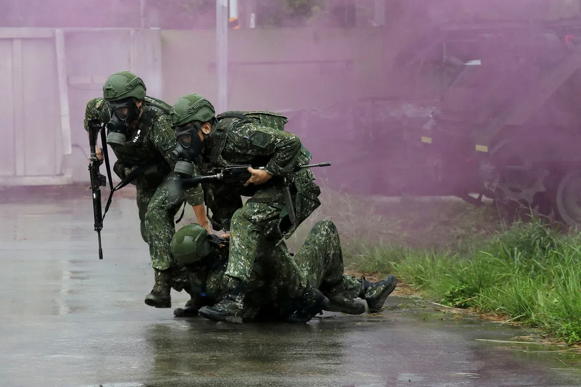 Taiwan simulates repelling Chinese assault, to slow mobile internet in annual war games