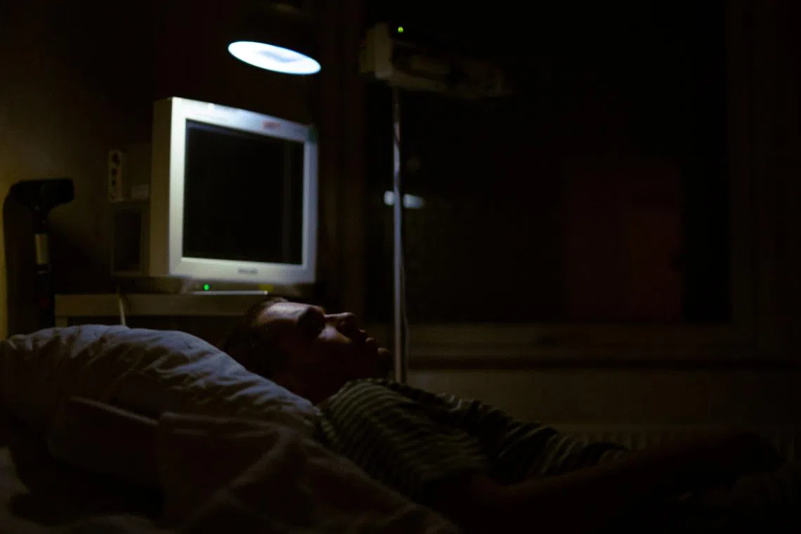 A diagnosis of ALS, or amyotrophic lateral sclerosis, begins a race against the clock.