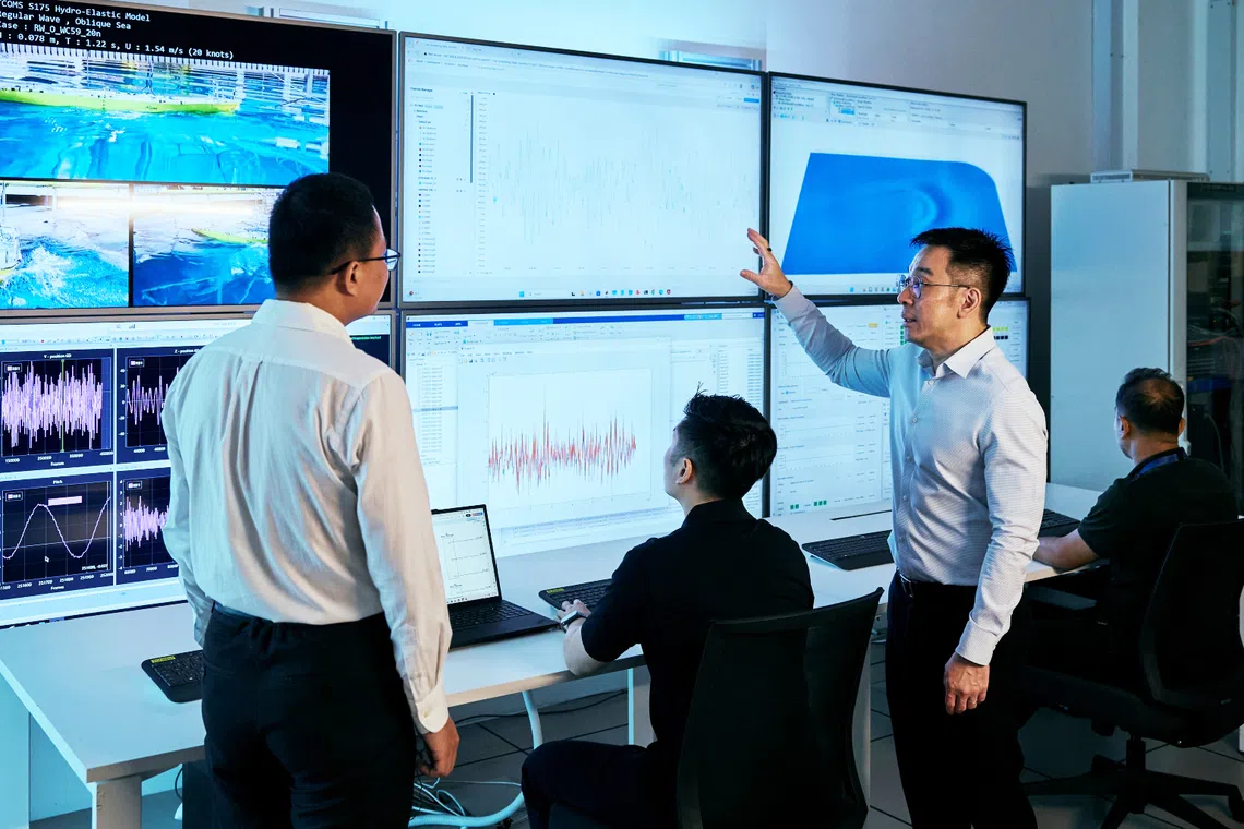 technology centre for offshore and marine singapore tcoms at nus