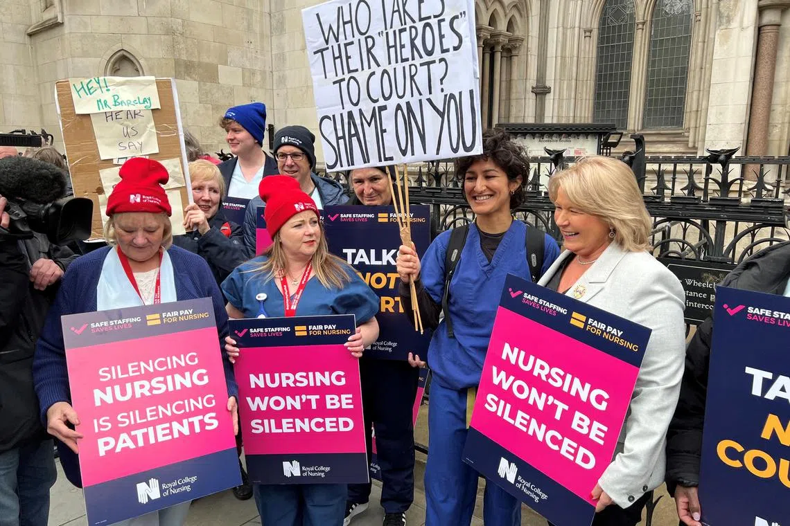 Nurses in Britain have rejected a government offer of a 5 per cent pay hike.