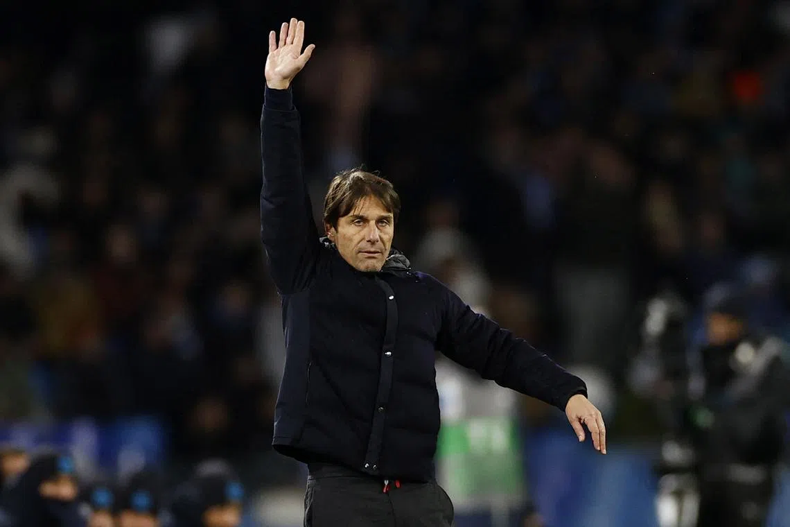 FILE PHOTO: Soccer Football - Serie A - Napoli v Hellas Verona - Stadio Diego Armando Maradona, Naples, Italy - January 12, 2025 Napoli coach Antonio Conte reacts REUTERS/Ciro De Luca/File Photo