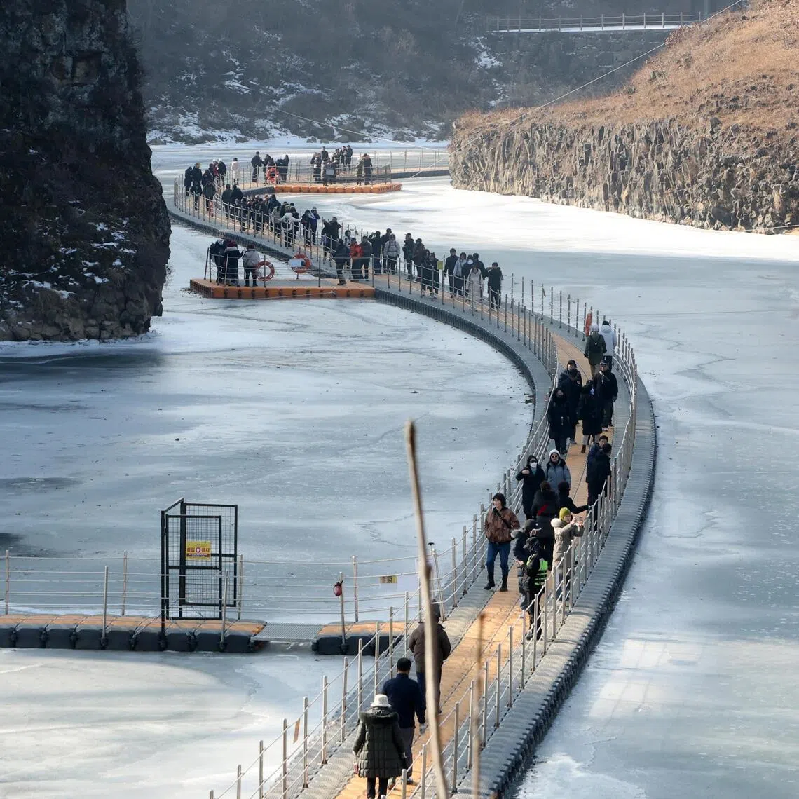 A total of 221 cases of cold-related illnesses were reported between Dec 1 and Jan 20, resulting in seven deaths.