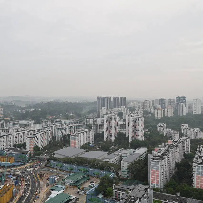 Air quality in Singapore has remained relatively healthy on Oct 26.
