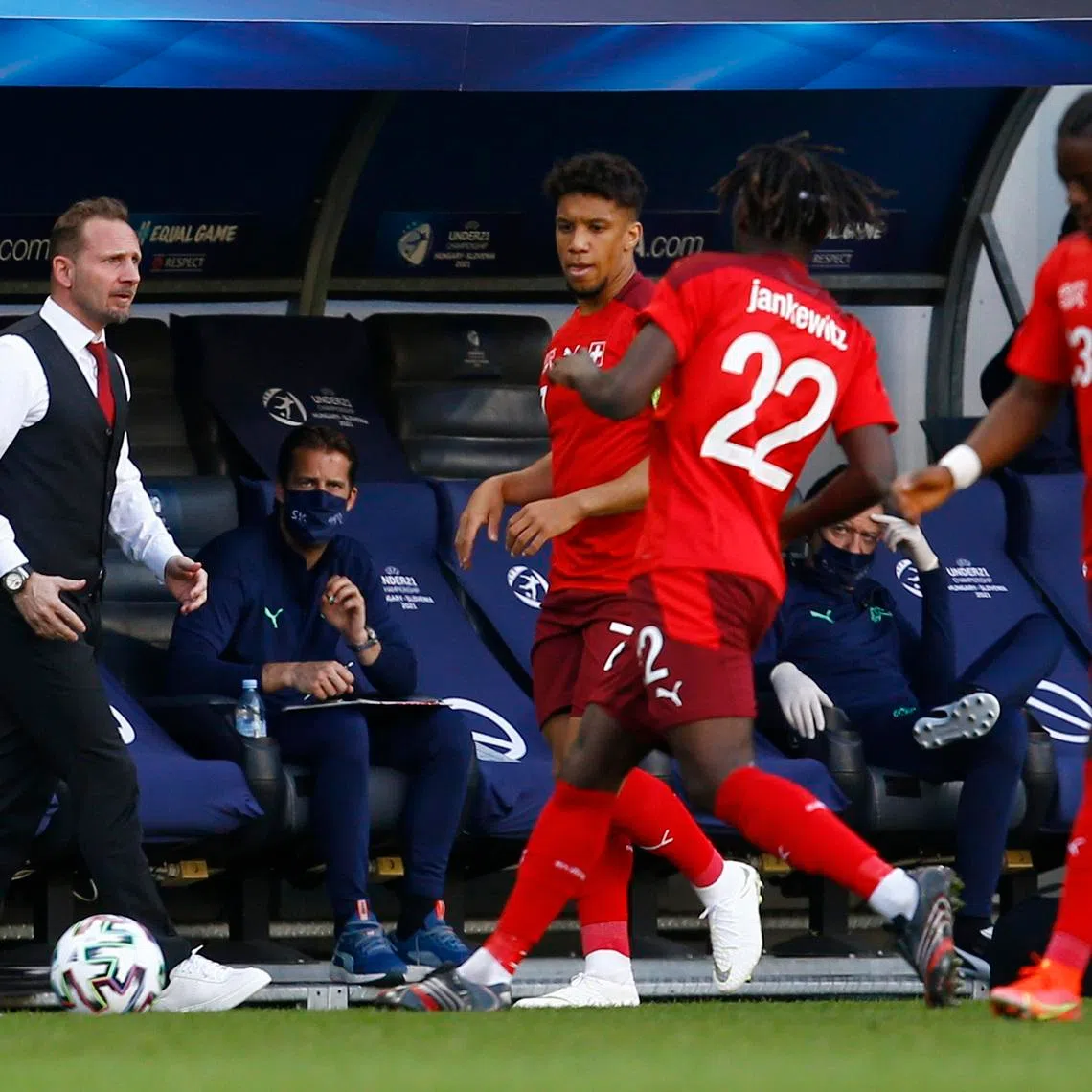 FILE PHOTO: Soccer Football - UEFA Under 21 Championship - Group D - Switzerland v Portugal - Stozice Stadium, Ljubljana, Slovenia - March 31, 2021 Switzerland coach Mauro Lustrinelli REUTERS/Srdjan Zivulovic/ File Photo