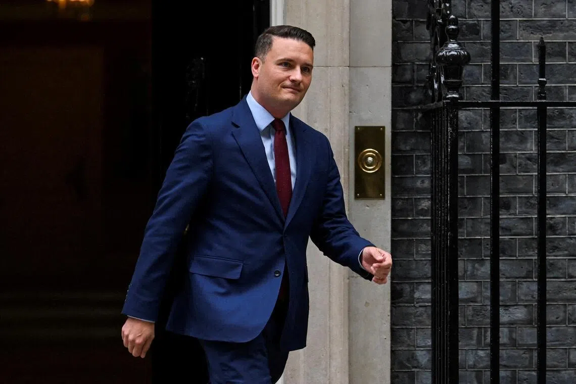 British Health Secretary Wes Streeting (above) said he had lost confidence in Prime Minister Keir Starmer’s leadership.