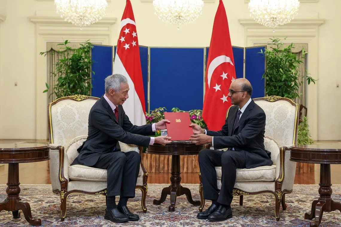 President Tharman Shanmugaratnam thanked PM Lee Hsien Loong for his four decades of selfless service in government.