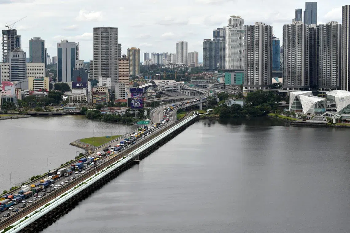 If passed, bus operators would need to submit passenger information before their vehicles reach the Woodlands and Tuas checkpoints.