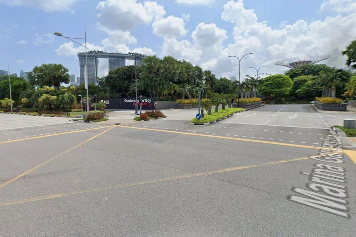 18-month-old among five taken to hospital after accident between taxi, car near Gardens by the Bay