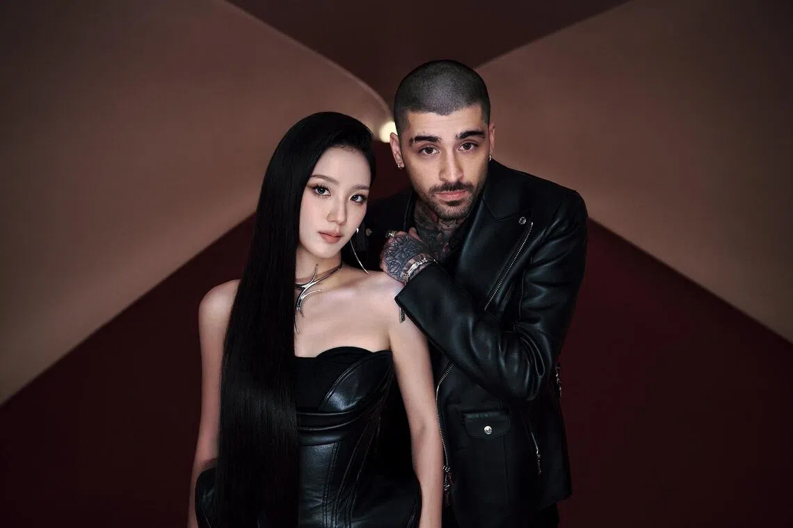 Blackpink's Jisoo debuted on Billboard's Hot 100 for the first time as a solo artist when her single Eyes Closed, featuring British singer Zayn, hit the main songs chart at No. 72.