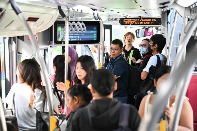 On crowded buses, speaking up nicely is more constructive than stewing in silence and engaging in passive-aggressive behaviour, says the writer.