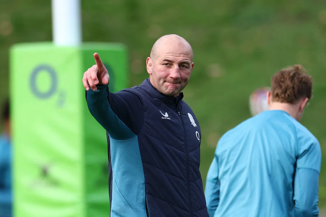 Rugby Union - Autumn Internationals - England Training - Pennyhill Park, Bagshot, Britain - November 19, 2025 England coach Steve Borthwick during training Action Images via Reuters/Matthew Childs