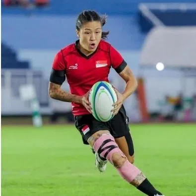 Hidayat Jeffrydin (right) has been drafted to play for the Chennai Bulls in the Rugby Premier League. Jayne Chan (left) has signed a one-season contract with Wentworthville Magpies in the Harvey Norman Women’s Premiership.