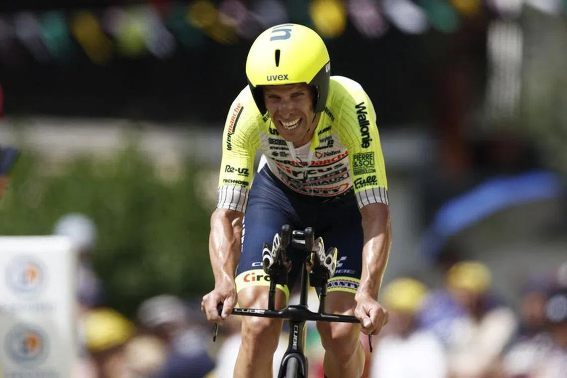 FILE PHOTO-Cycling - Tour de France - Stage 16 - Passy to Combloux - France - July 18, 2023 Intermarche–Circus–Wanty's Rui Costa in action during stage 16 REUTERS/Benoit Tessier/File Photo