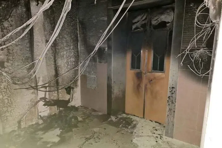 The fire at Block 641 Ang Mo Kio Avenue 4 involved a personal mobility aid at a lift lobby on the eighth floor.