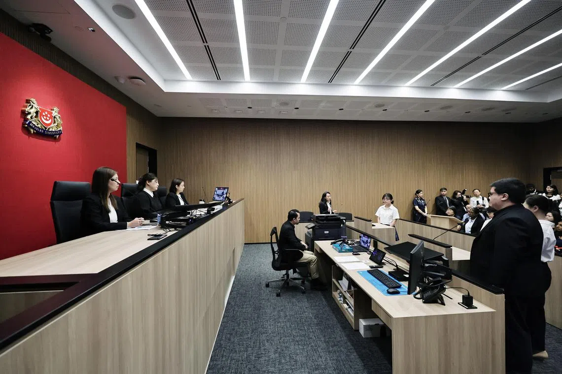 thcourt23

A mock demonstration of a Youth Court hearing.

ST PHOTO KELVIN CHNG