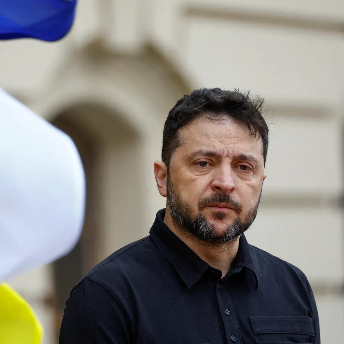 Ukraine's President Volodymyr Zelenskiy waits to welcome Cyprus' President Nikos Christodoulides, amid Russia's attack on Ukraine, in Kyiv, Ukraine December 4, 2025. REUTERS/Valentyn Ogirenko/File Photo