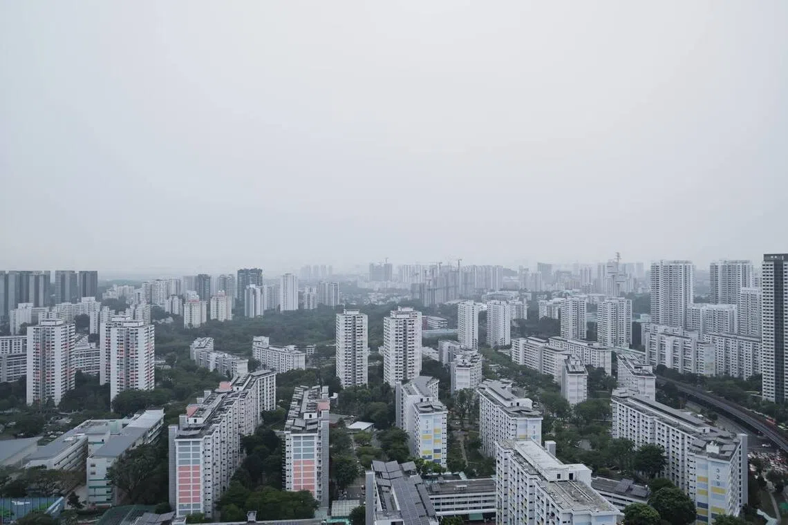 Hazy conditions seen at Clementi area at about 7.10am on Oct 22.