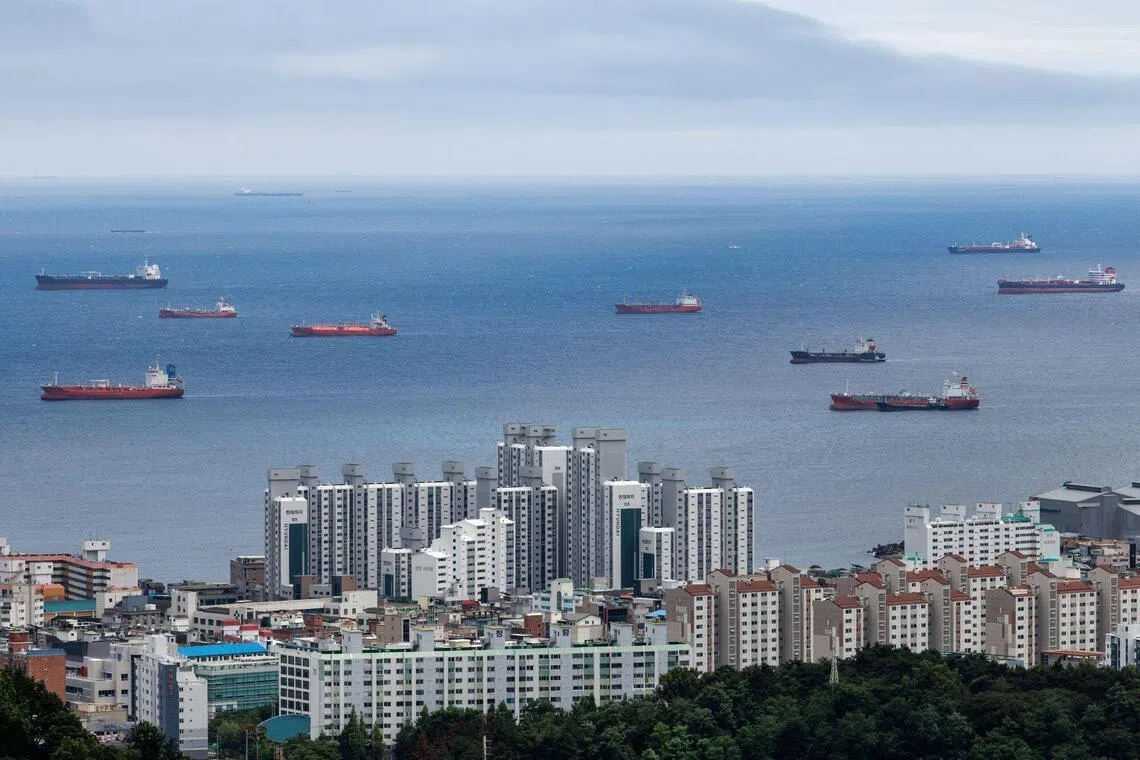 Oil back to pre-war levels as Hormuz traffic rebounds, US tries to reassure Gulf allies